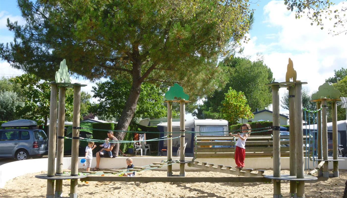 ropes for the little ones at europa campsite vendee france - Campsite Europa Saint Gilles Croix de Vie